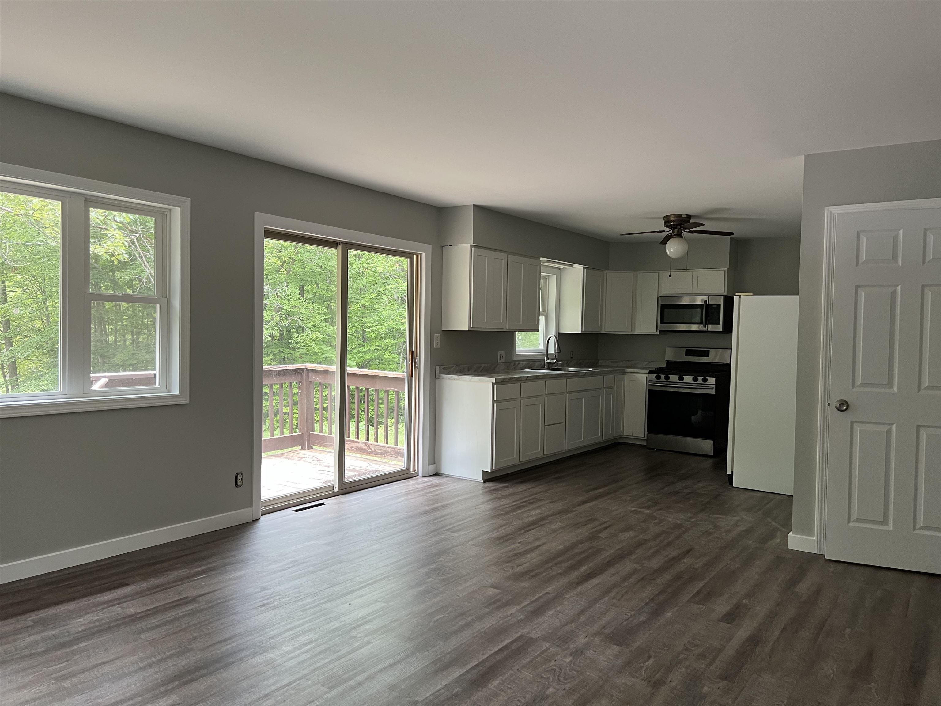 11113 West Cadillac Road Cadillac, MI 49601 - Photo 4 of 10 1904361-3.JPG
