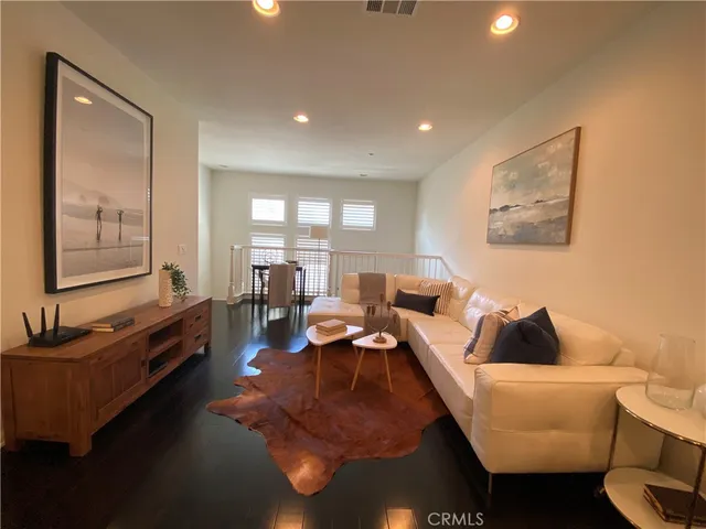 $4,900 | 5439 Strand, Unit 103, Hawthorne, CA 90250