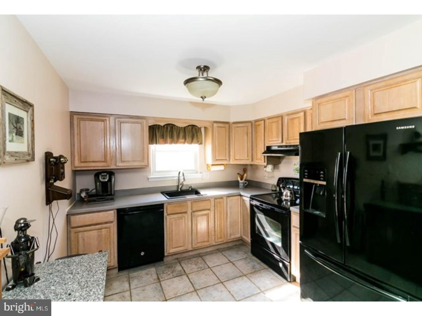 22 Pelham Road Marlton, NJ 08053 - Photo 7 of 24 Gallery Image 7