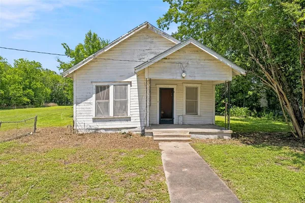 $82,280 | 2432 South 9th Street, Waco, TX 76706