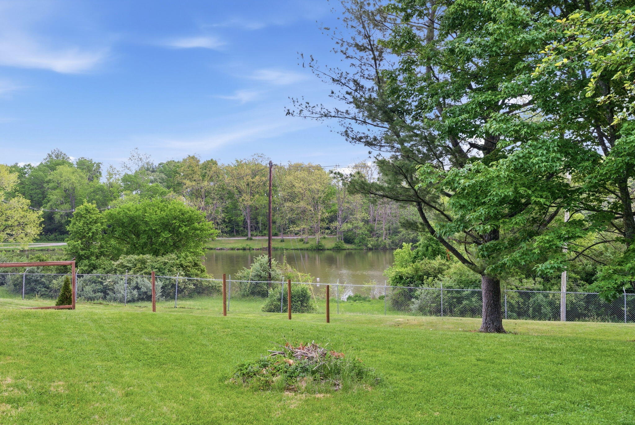 308 Squires Road Lexington, KY 40515 - Photo 5 of 50 d
