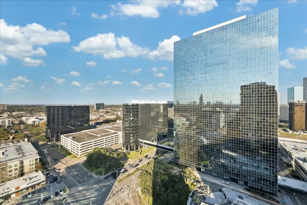 $625,000 | 14 Greenway Plaza, Unit 22M/R, Houston, TX 77046