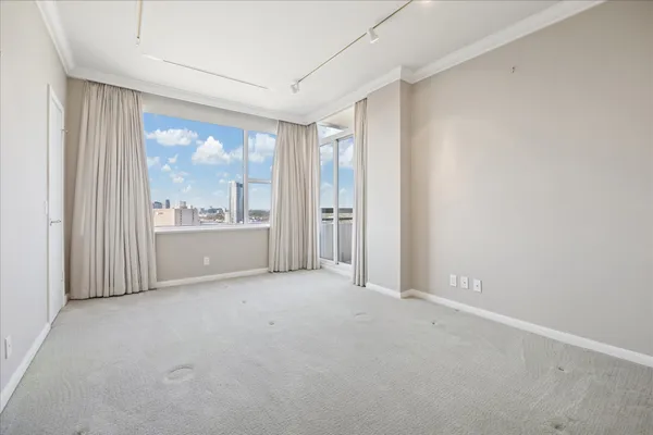 $625,000 | 14 Greenway Plaza, Unit 22M/R, Houston, TX 77046