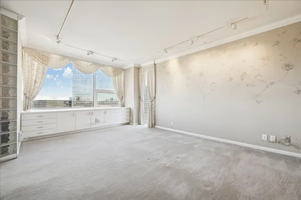 $625,000 | 14 Greenway Plaza, Unit 22M/R, Houston, TX 77046