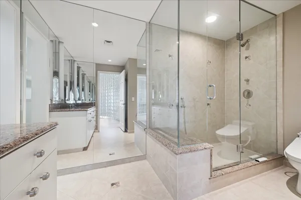 $625,000 | 14 Greenway Plaza, Unit 22M/R, Houston, TX 77046