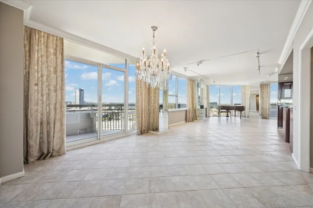 $799,000 | 14 Greenway Plaza, Unit 22M/R, Houston, TX 77046
