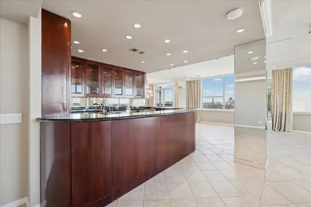 $799,000 | 14 Greenway Plaza, Unit 22M/R, Houston, TX 77046