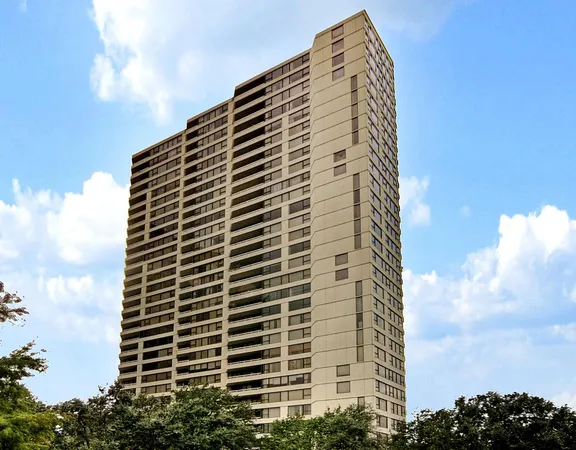 $625,000 | 14 Greenway Plaza, Unit 22M/R, Houston, TX 77046