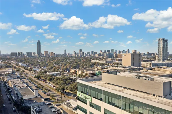 $625,000 | 14 Greenway Plaza, Unit 22M/R, Houston, TX 77046