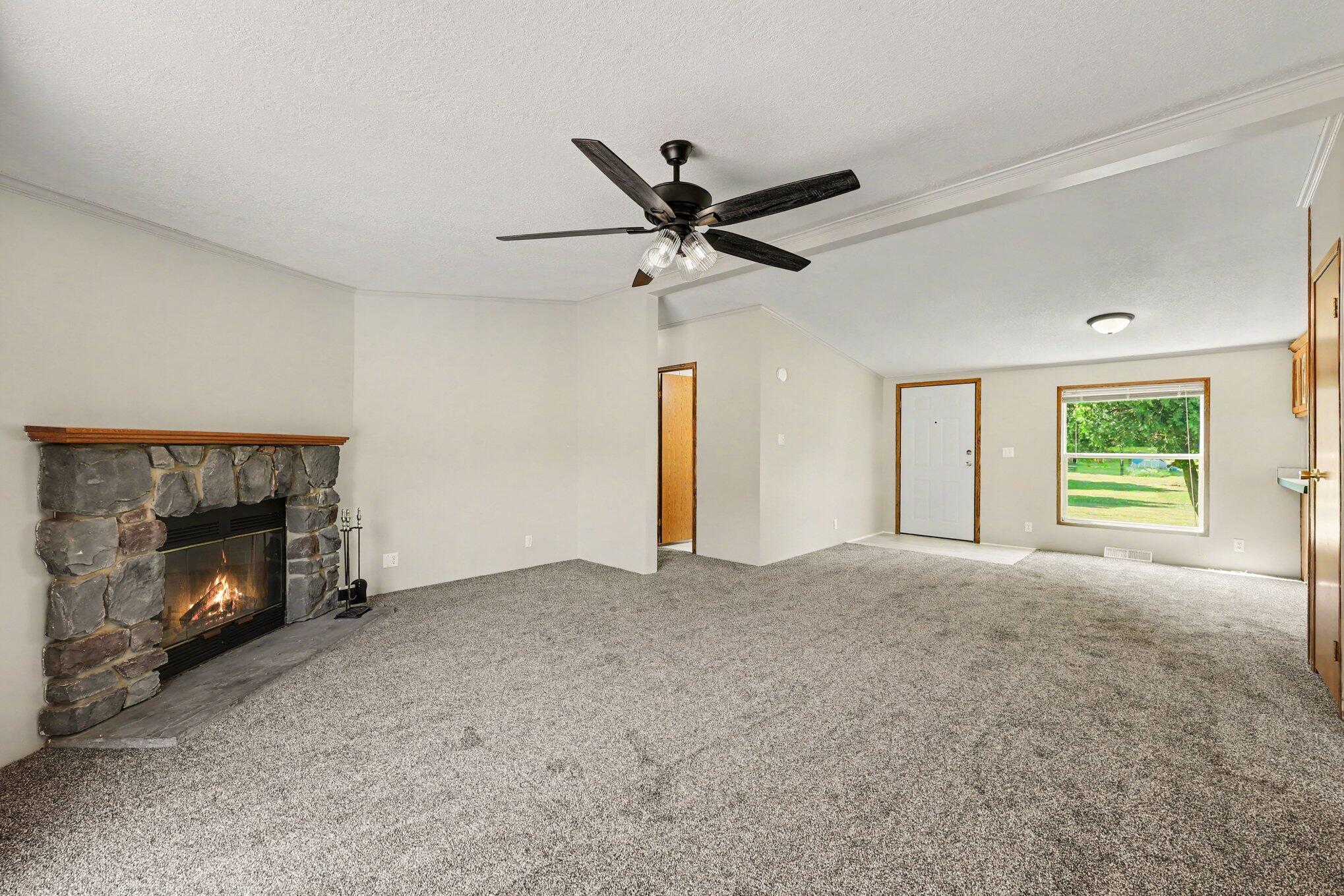 4794 Seymour Road Jackson, MI 49201 - Photo 9 of 48 004_file_9602