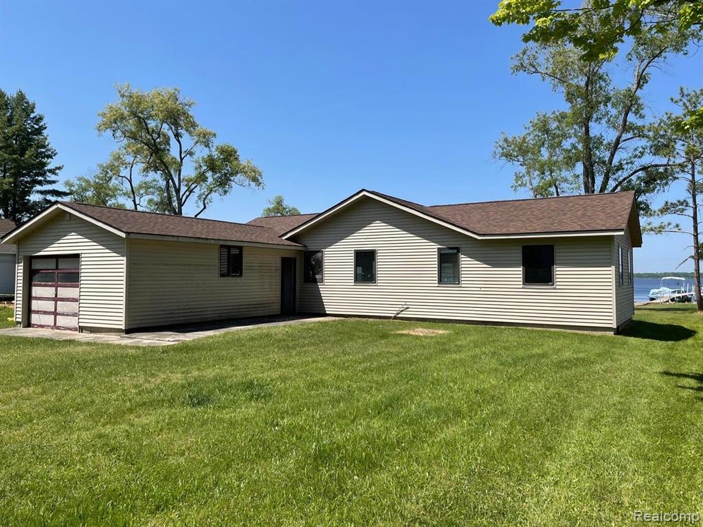 9410 Washington Road St. Helen, MI 48656 - Photo 4 of 28
