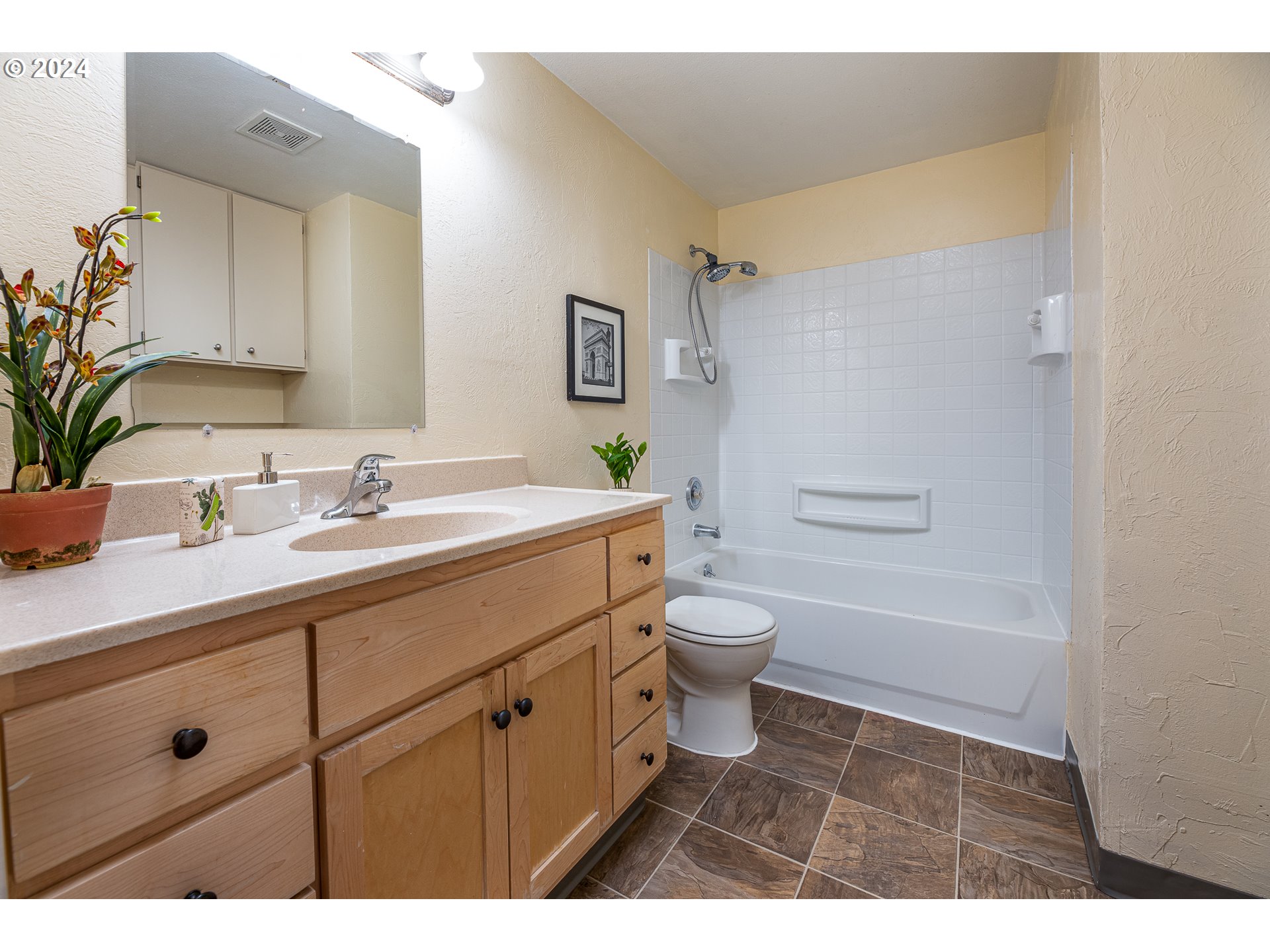 568 Night Hawk Lane Springfield, OR 97477 - Photo 22 of 32