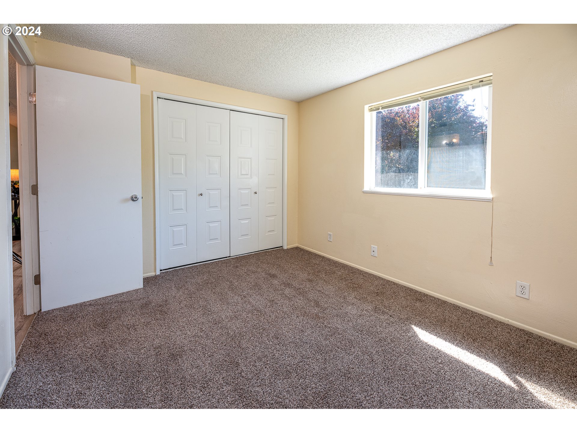 568 Night Hawk Lane Springfield, OR 97477 - Photo 26 of 32
