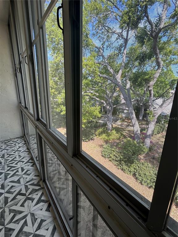 11485 Oakhurst Road, Unit 200307 Largo, FL 33774 - Photo 27 of 43 a view of window