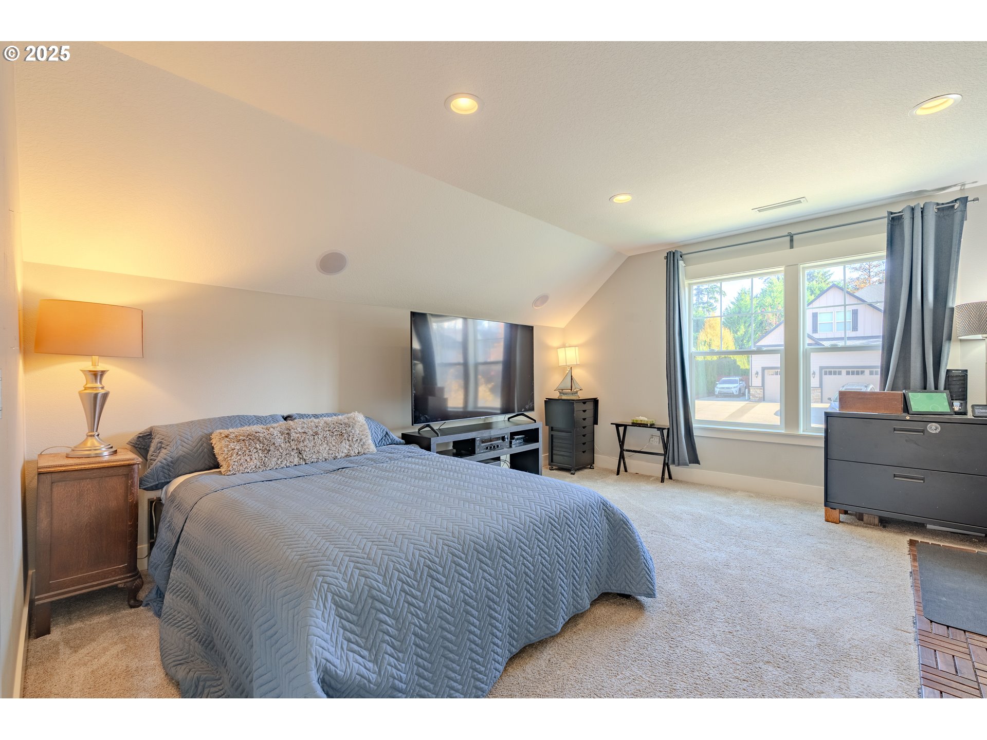 15906 Northeast 22nd Avenue Ridgefield, WA 98642 - Photo 33 of 48 Bedroom