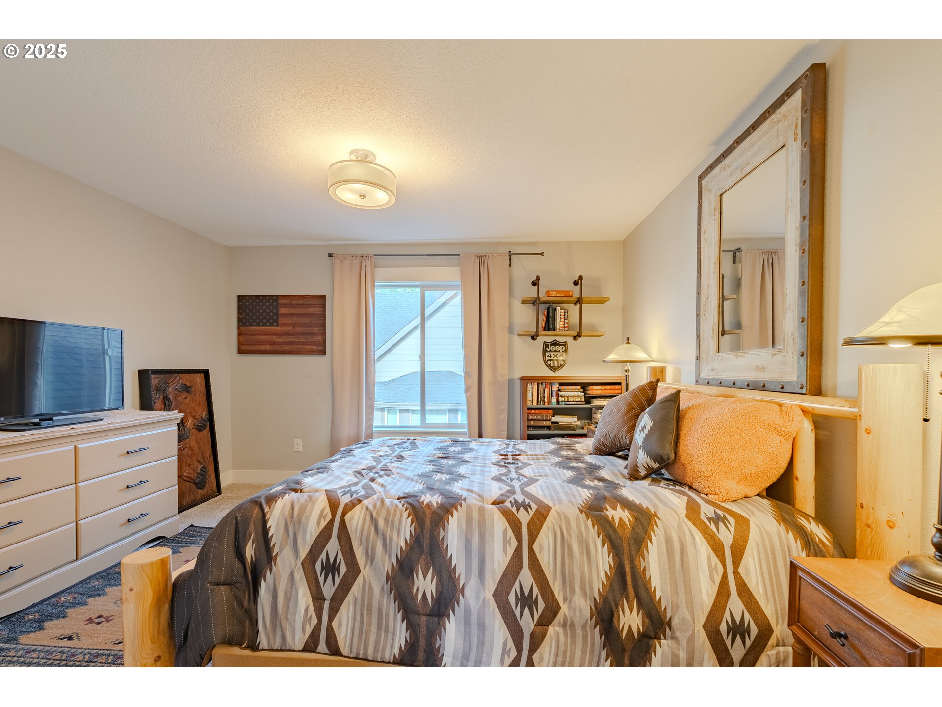 15906 Northeast 22nd Avenue Ridgefield, WA 98642 - Photo 37 of 48 Bedroom