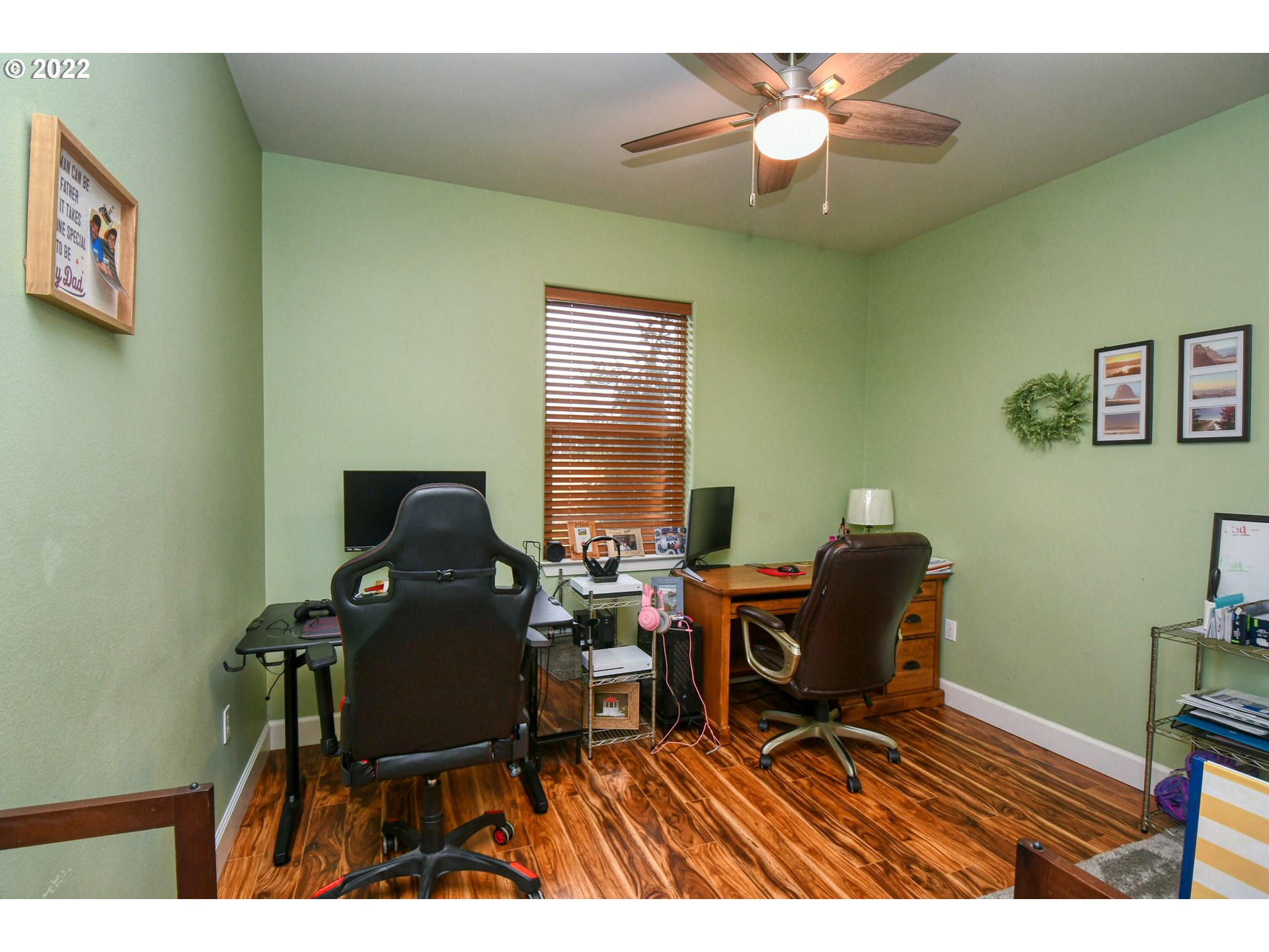 1918 Southwest 1st Street Pendleton, OR 97801 - Photo 20 of 30 a workspace with furniture and chandelier fan