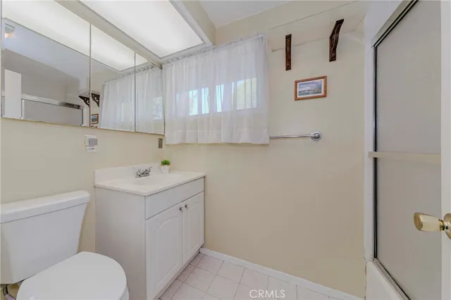 $999,000 | 2041 Knoxville Avenue, Long Beach, CA 90815