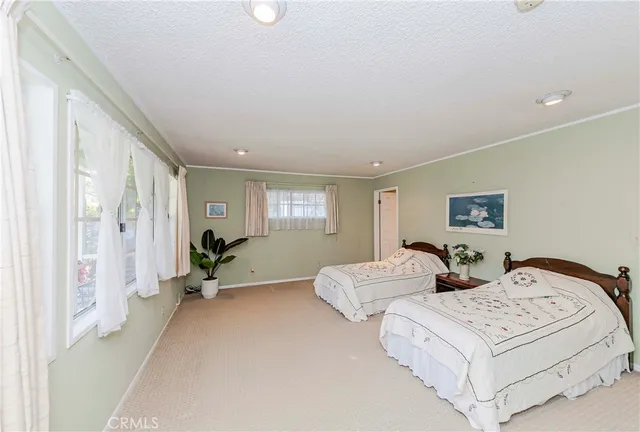 $999,000 | 2041 Knoxville Avenue, Long Beach, CA 90815