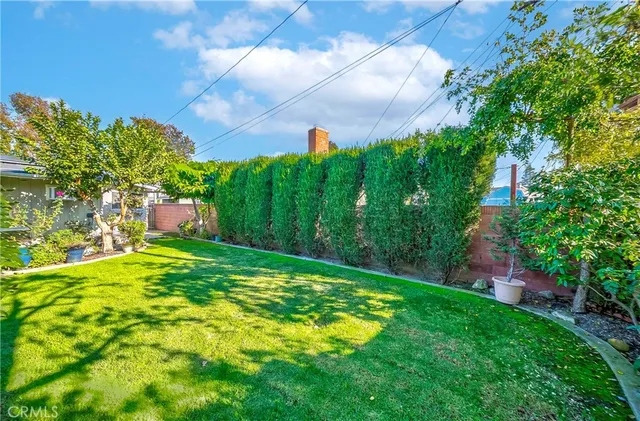 $999,000 | 2041 Knoxville Avenue, Long Beach, CA 90815