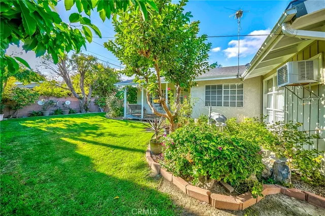 $999,000 | 2041 Knoxville Avenue, Long Beach, CA 90815