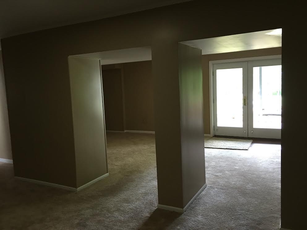 6056 Highway 76 East Springfield, TN 37172 - Photo 16 of 21 a view of an entryway