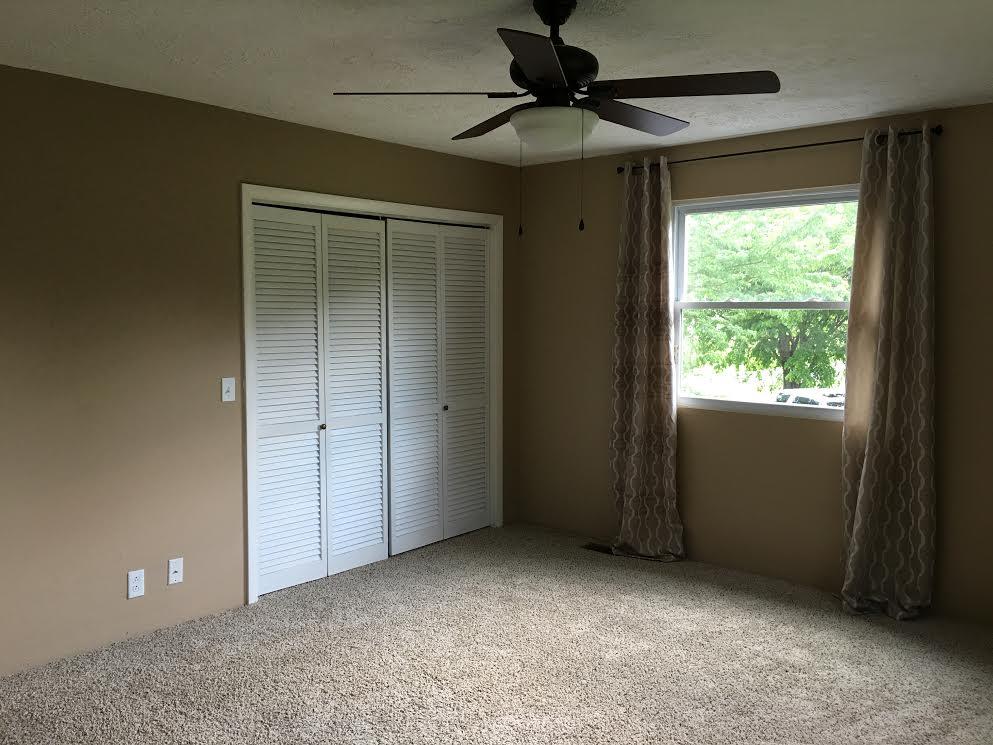 6056 Highway 76 East Springfield, TN 37172 - Photo 10 of 21 a view of an empty room with a window