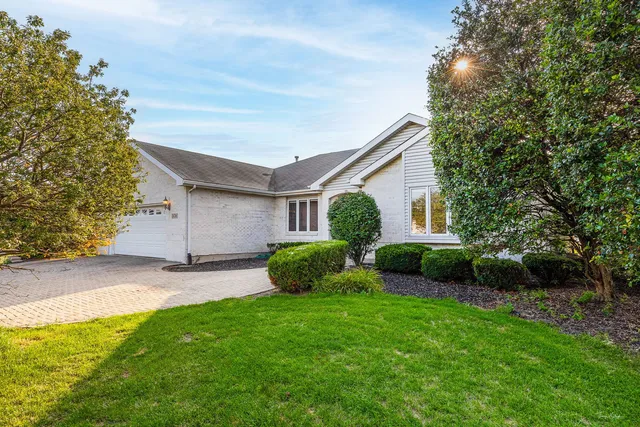 $375,000 | 24730 South Foxford Drive, Manhattan, IL 60442