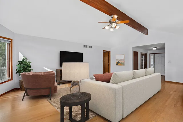 $375,000 | 24730 South Foxford Drive, Manhattan, IL 60442