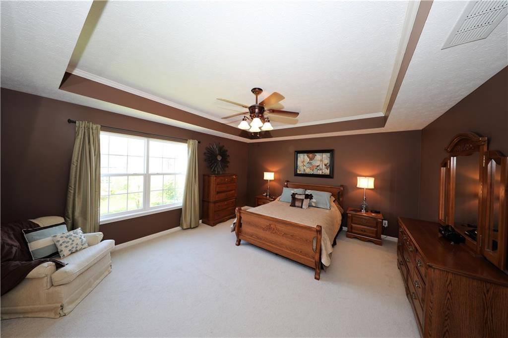 10183 Ranford Boulevard Fishers, IN 46040 - Photo 11 of 24 Gallery Image 11