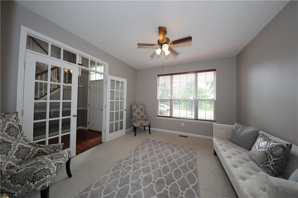10183 Ranford Boulevard Fishers, IN 46040 - Photo 4 of 24 Gallery Image 4