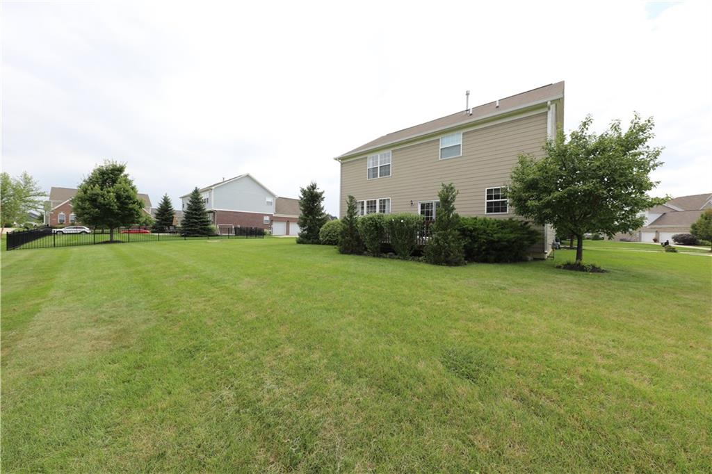 10183 Ranford Boulevard Fishers, IN 46040 - Photo 8 of 24 Gallery Image 8