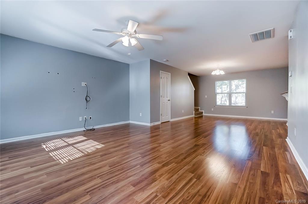 5949 Sullins Road Charlotte, NC 28214 - Photo 2 of 15 Gallery Image 2