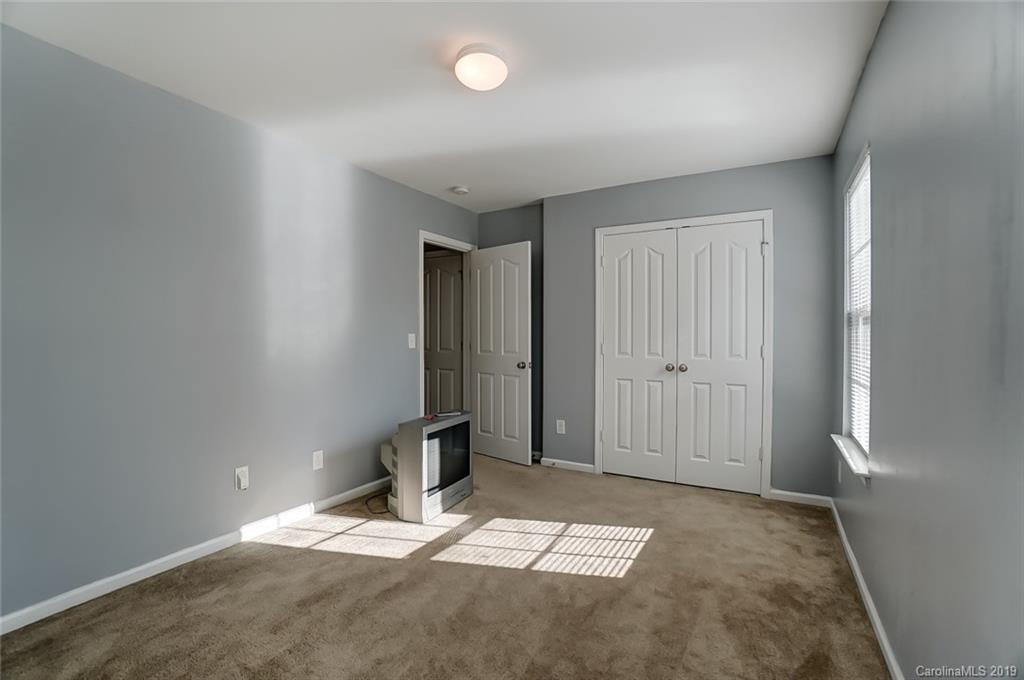 5949 Sullins Road Charlotte, NC 28214 - Photo 12 of 15 Gallery Image 12