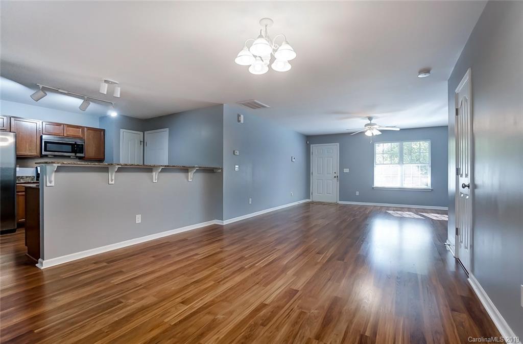 5949 Sullins Road Charlotte, NC 28214 - Photo 4 of 15 Gallery Image 4
