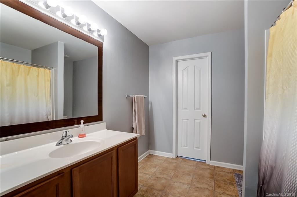 5949 Sullins Road Charlotte, NC 28214 - Photo 8 of 15 Gallery Image 8