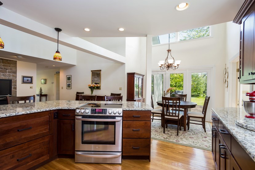 581 Middle Road Portsmouth, RI 02871 - Photo 11 of 33