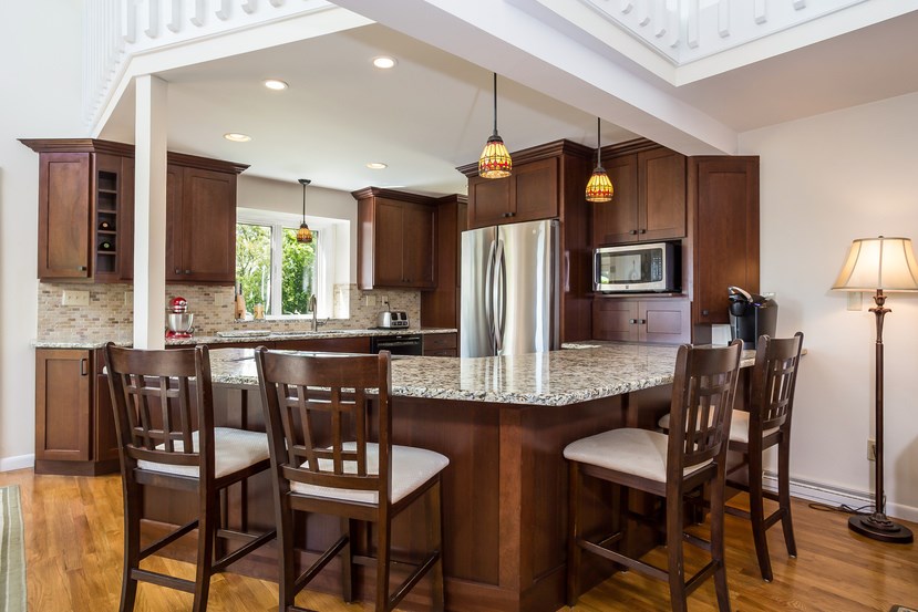 581 Middle Road Portsmouth, RI 02871 - Photo 8 of 33