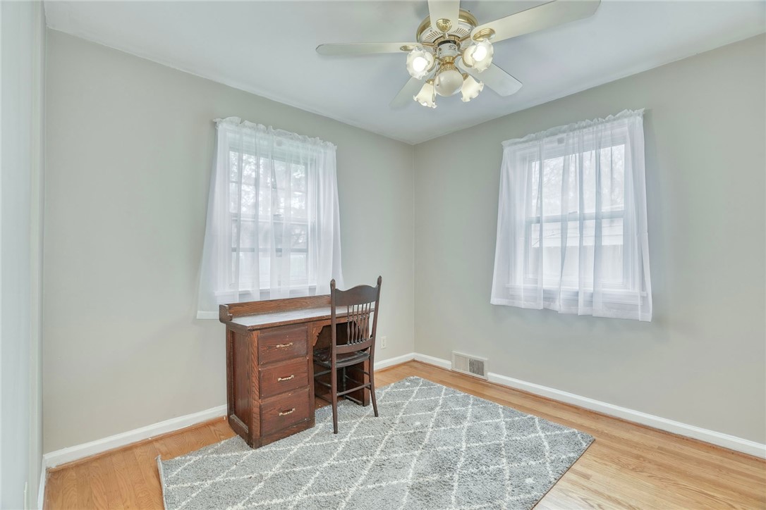 110 Howard Road Gates, NY 14606 - Photo 16 of 23