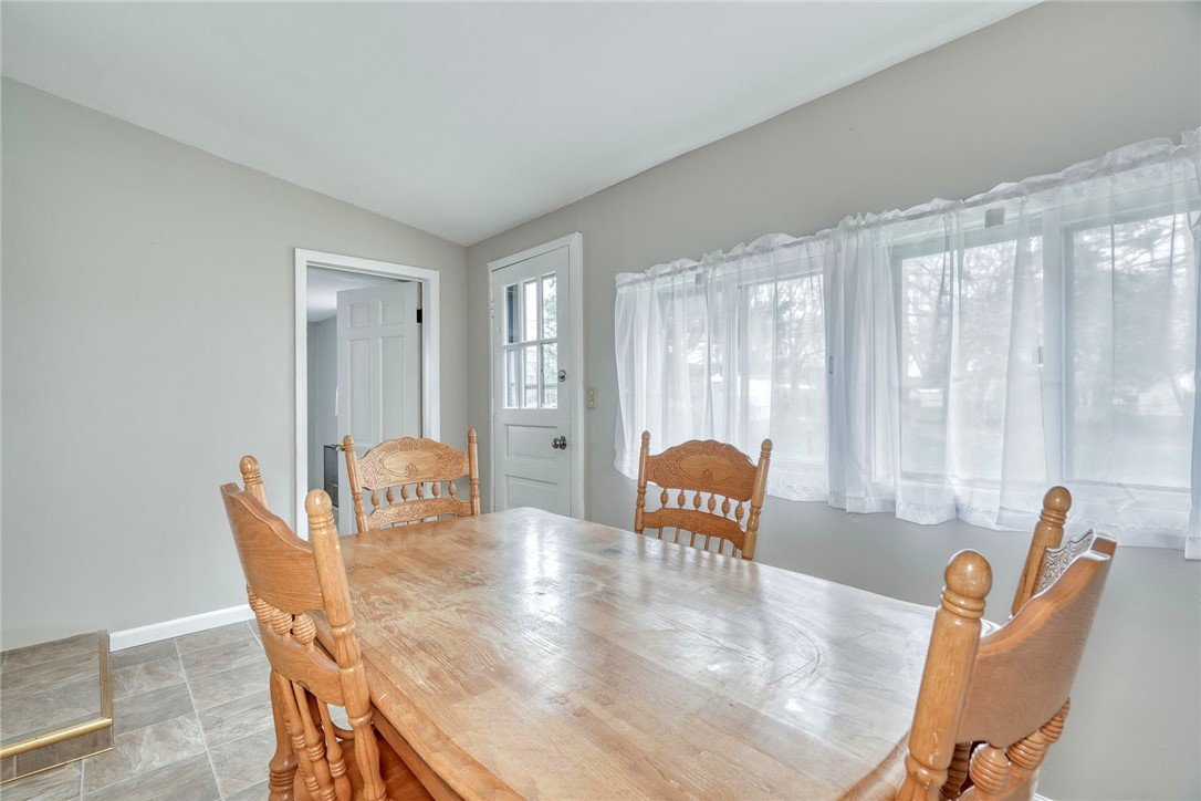 110 Howard Road Gates, NY 14606 - Photo 10 of 23