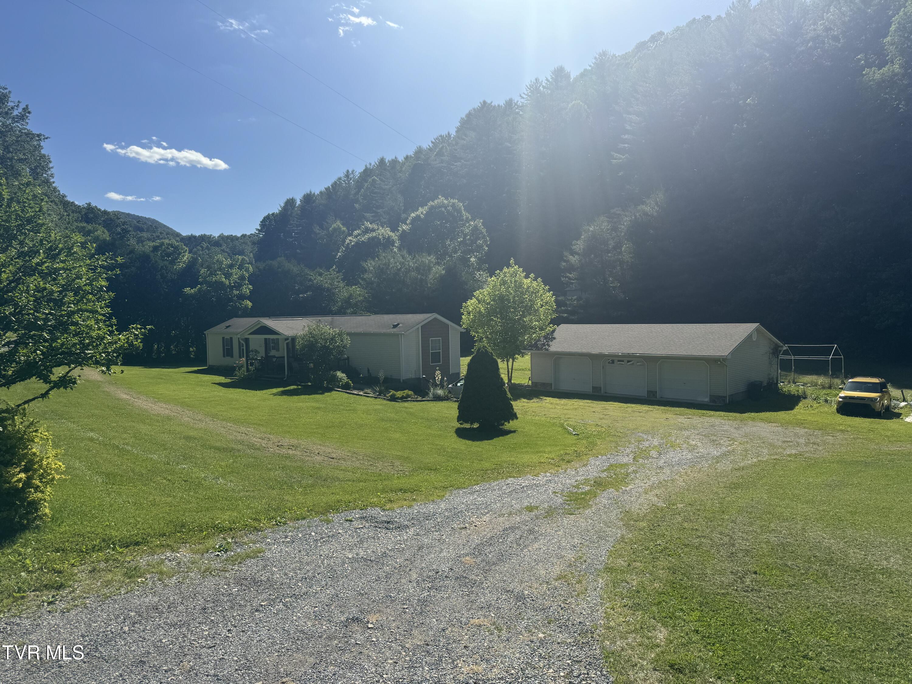 563 Whaley Town Road Butler, TN 37640 - Photo 1 of 29 IMG_9682