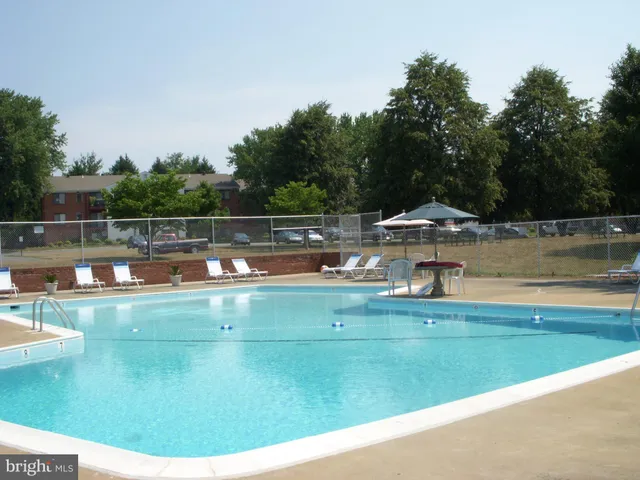 $1,500 | 125 M Clubhouse Drive Southwest, Unit 10, Leesburg, VA 20175