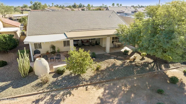 $679,000 | 23714 South Berrybrook Drive, Sun Lakes, AZ 85248