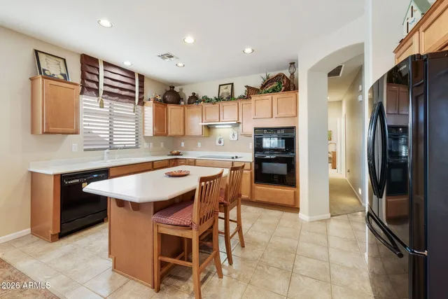 $679,000 | 23714 South Berrybrook Drive, Sun Lakes, AZ 85248