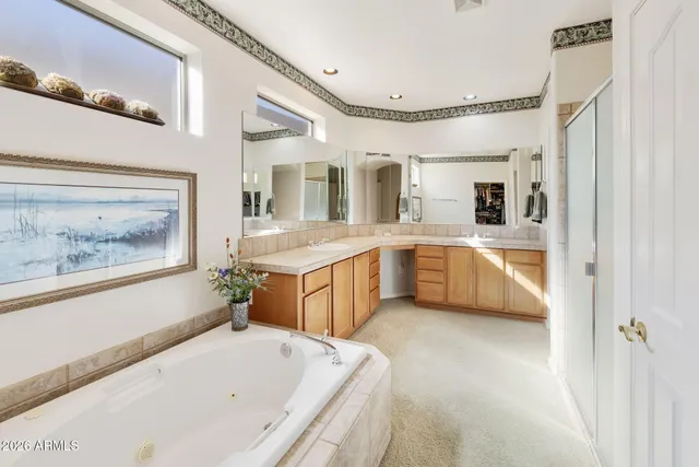 $679,000 | 23714 South Berrybrook Drive, Sun Lakes, AZ 85248