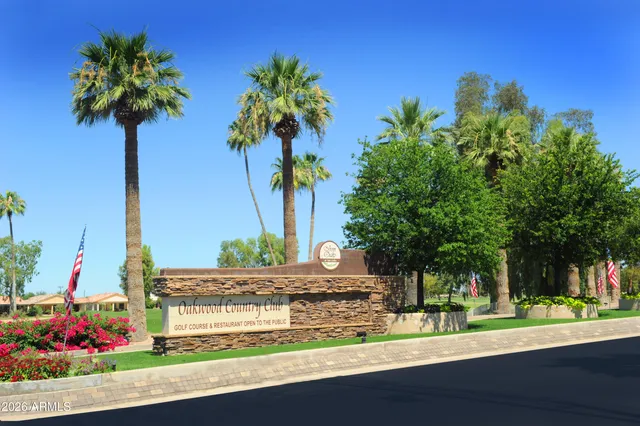 $679,000 | 23714 South Berrybrook Drive, Sun Lakes, AZ 85248