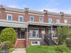 121 South Monastery Avenue Baltimore, MD 21229 - Photo 2 of 13 Immediate Availability