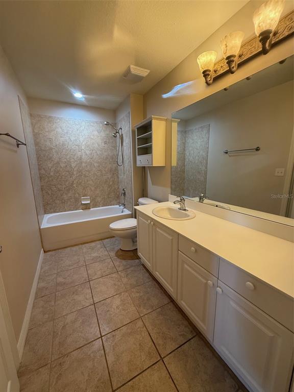 5125 Melbourne Street, Unit E304 Port Charlotte, FL 33980 - Photo 10 of 27