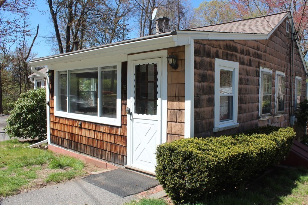 15 Knoll Road Hopkinton, MA 01748 - Photo 3 of 38 Gallery Image 3