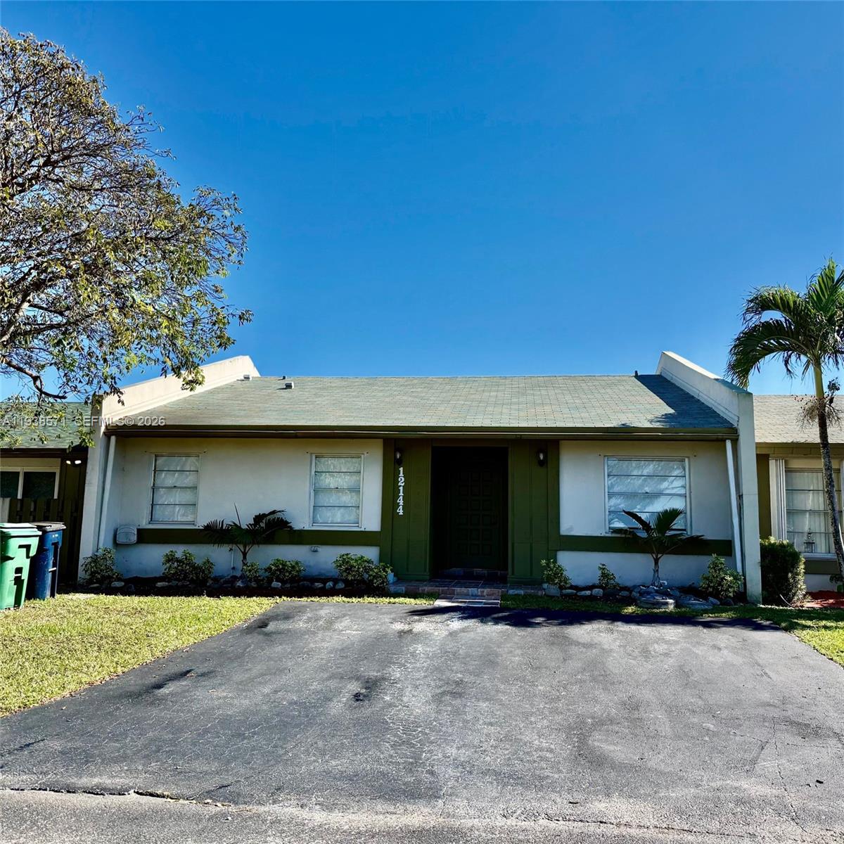 12144 Southwest 110th St Circle West Miami, FL 33186 - Photo 2 of 29